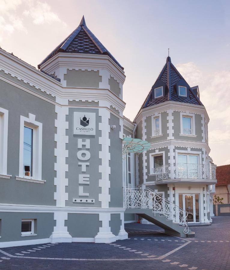 Castello Boutique Hotel Cacak Luaran gambar