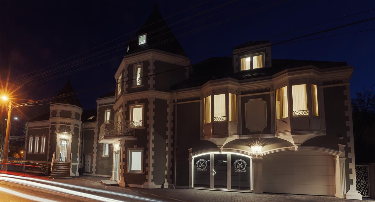 Castello Boutique Hotel Cacak Luaran gambar