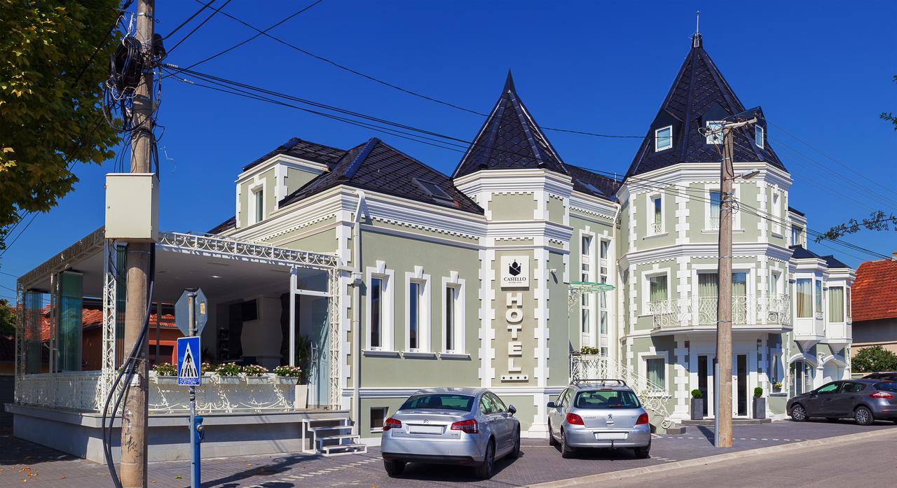 Castello Boutique Hotel Cacak Luaran gambar